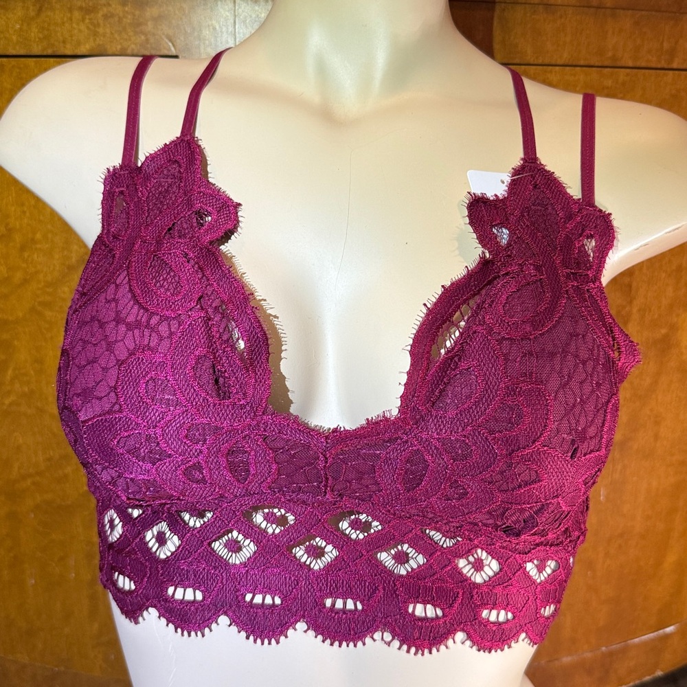 NWT Anemone Lace Bralette stretch Deep Burgundy Cranberry Red padded size XS S